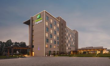 Holiday Inn Express Kolkata Airport