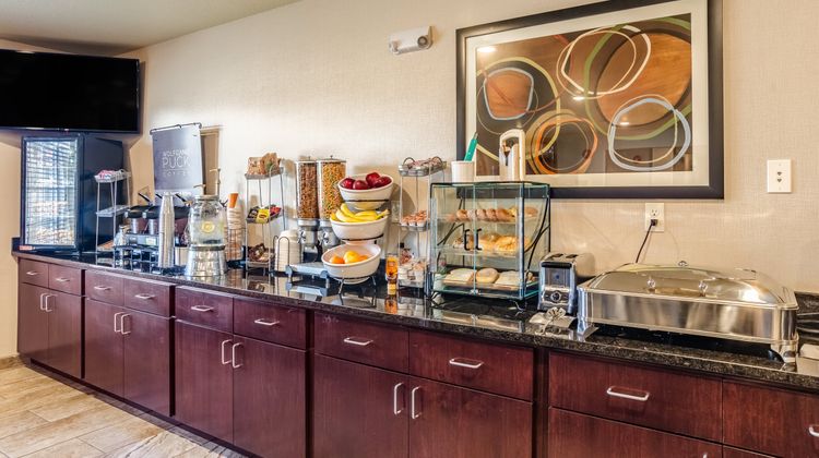 Cobblestone Inn & Suites Restaurant