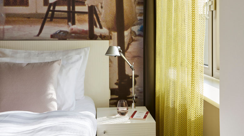 <b>Hotel Indigo Berlin Ku'damm Room</b>. Images powered by <a href="https://www.leonardoworldwide.com/" title="Leonardo Worldwide" target="_blank">Leonardo</a>.