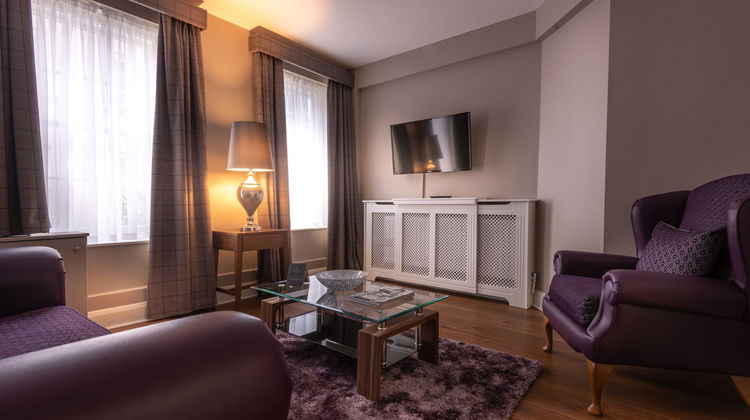 Bishop's Gate Hotel Room