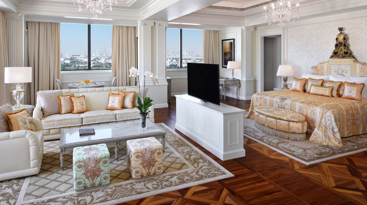 Palazzo Versace Dubai Suite