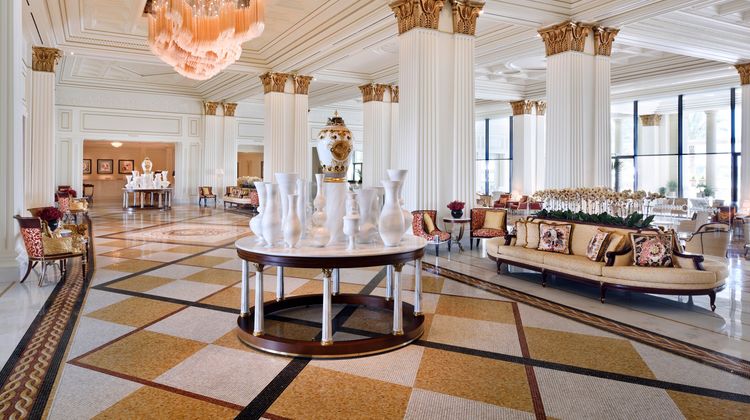Palazzo Versace Dubai Lobby
