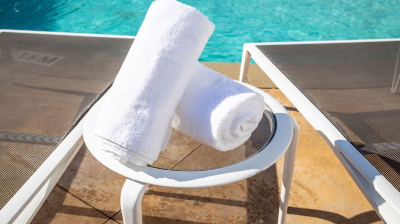 <b>Crowne Plaza Charleston Airport Conv Ctr Pool</b>. Images powered by <a href="https://www.leonardoworldwide.com/" title="Leonardo Worldwide" target="_blank">Leonardo</a>.