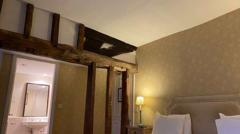<b>Brook Whipper-In Hotel Room</b>. Images powered by <a href="https://www.leonardoworldwide.com/" title="Leonardo Worldwide" target="_blank">Leonardo</a>.