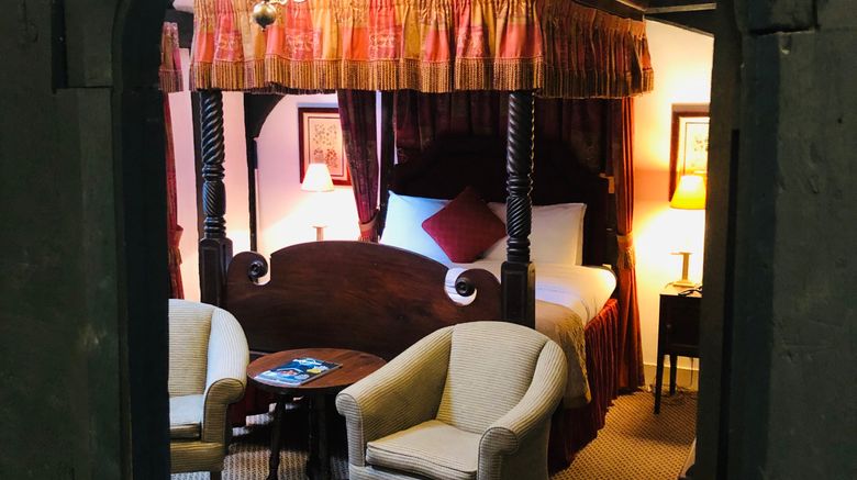 <b>The Brook Red Lion Hotel Room</b>. Images powered by <a href="https://www.leonardoworldwide.com/" title="Leonardo Worldwide" target="_blank">Leonardo</a>.