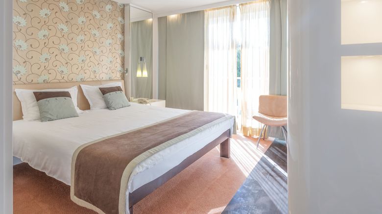 <b>Amfora Hvar Grand Beach Resort Room</b>. Images powered by <a href="https://www.leonardoworldwide.com/" title="Leonardo Worldwide" target="_blank">Leonardo</a>.