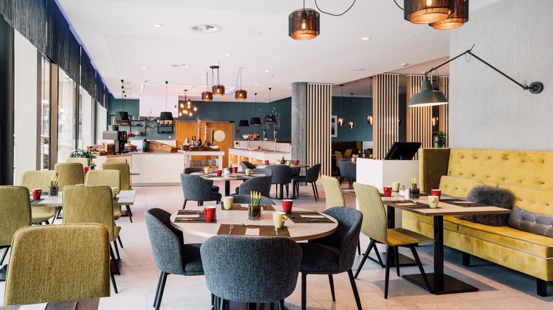 <b>Leonardo Hotel Zurich Airport Restaurant</b>. Images powered by <a href="https://www.leonardoworldwide.com/" title="Leonardo Worldwide" target="_blank">Leonardo</a>.