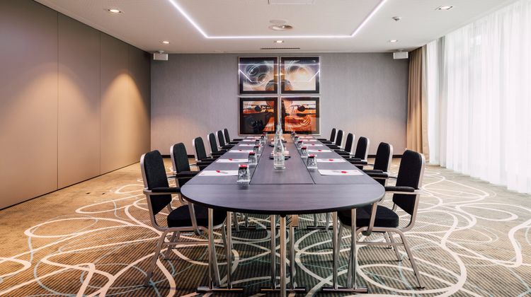 Leonardo Hotel Zurich Airport Meeting