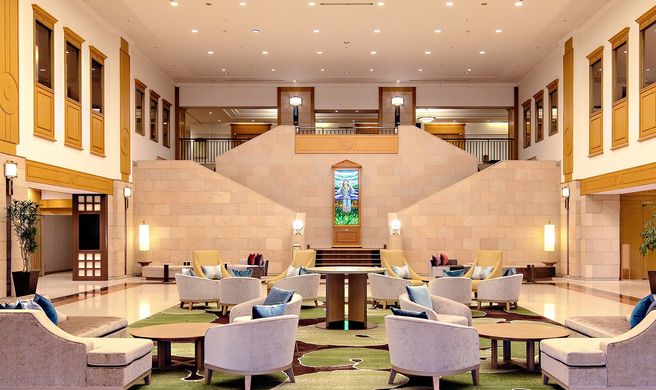 Crowne Plaza ANA Chitose Exterior