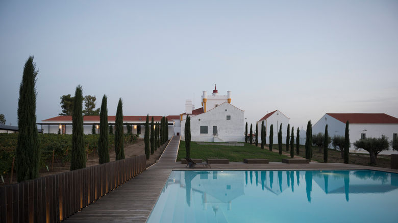<b>Torre de Palma, a Design Hotel Pool</b>. Images powered by <a href="https://www.leonardoworldwide.com/" title="Leonardo Worldwide" target="_blank">Leonardo</a>.