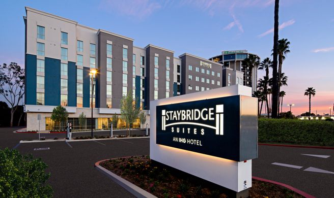 Staybridge Suites Long Beach Airport Exterior