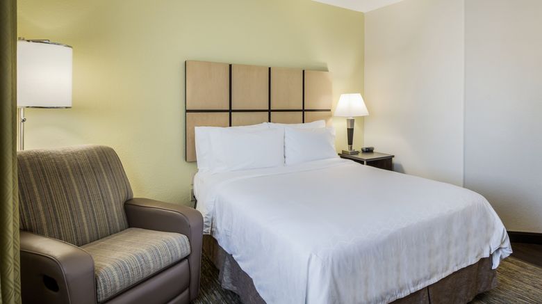<b>Candlewood Suites Virginia Beach/Norfolk Suite</b>. Images powered by <a href="https://www.leonardoworldwide.com/" title="Leonardo Worldwide" target="_blank">Leonardo</a>.