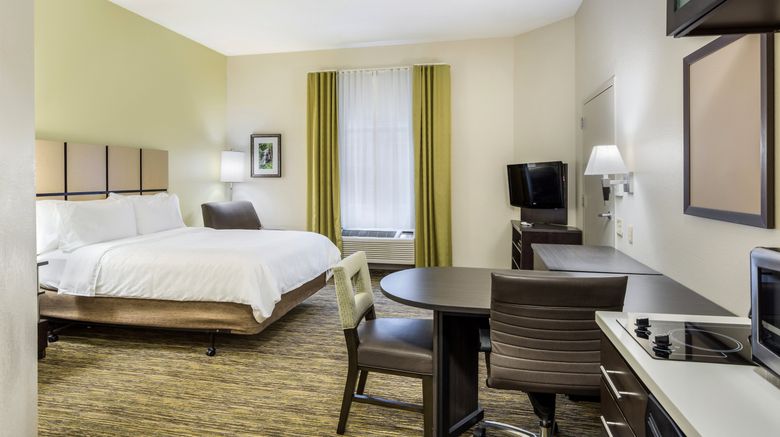 <b>Candlewood Suites Virginia Beach/Norfolk Room</b>. Images powered by <a href="https://www.leonardoworldwide.com/" title="Leonardo Worldwide" target="_blank">Leonardo</a>.