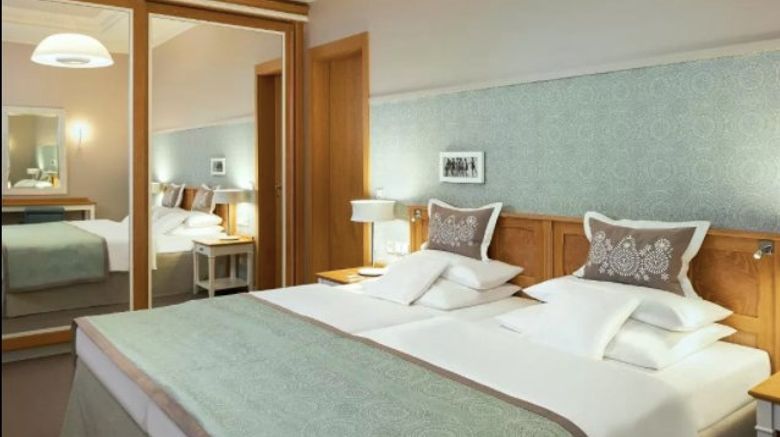 <b>Travel Charme Kurhaus Binz Room</b>. Images powered by <a href="https://www.leonardoworldwide.com/" title="Leonardo Worldwide" target="_blank">Leonardo</a>.