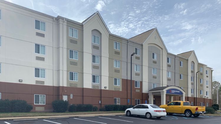 Candlewood Suites Pearl Exterior