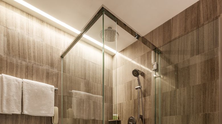 <b>Nina Hotel Kowloon East Room</b>. Images powered by <a href="https://www.leonardoworldwide.com/" title="Leonardo Worldwide" target="_blank">Leonardo</a>.