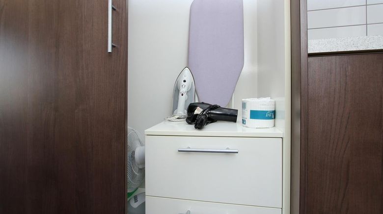 <b>Amethyst Court Motor Lodge Room</b>. Images powered by <a href="https://www.leonardoworldwide.com/" title="Leonardo Worldwide" target="_blank">Leonardo</a>.