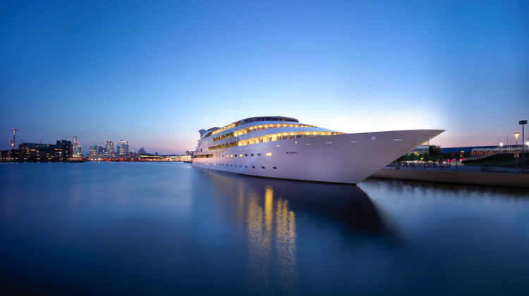 Sunborn Yacht Hotel Exterior