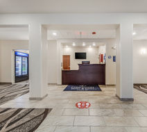 Cobblestone Hotel & Suites Lobby