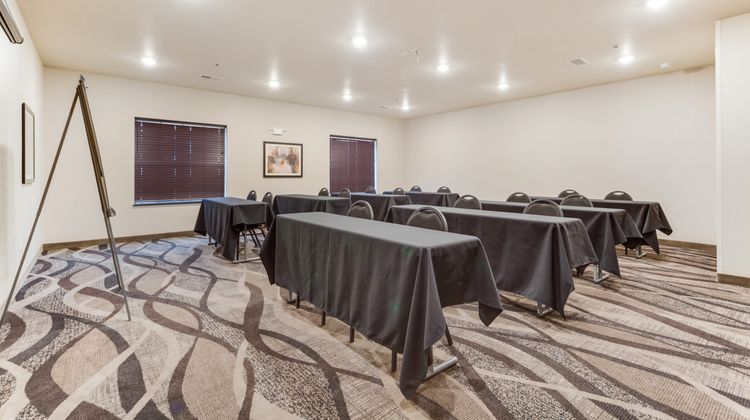 Cobblestone Hotel & Suites Meeting