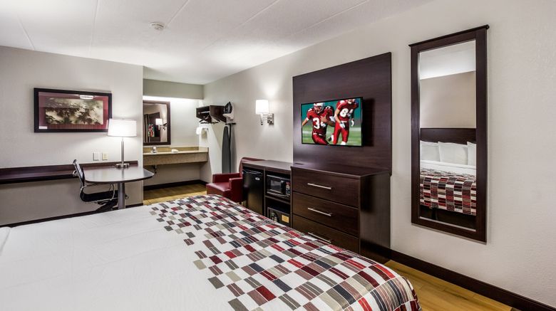 <b>Red Roof Inn Lexington Room</b>. Images powered by <a href="https://www.leonardoworldwide.com/" title="Leonardo Worldwide" target="_blank">Leonardo</a>.