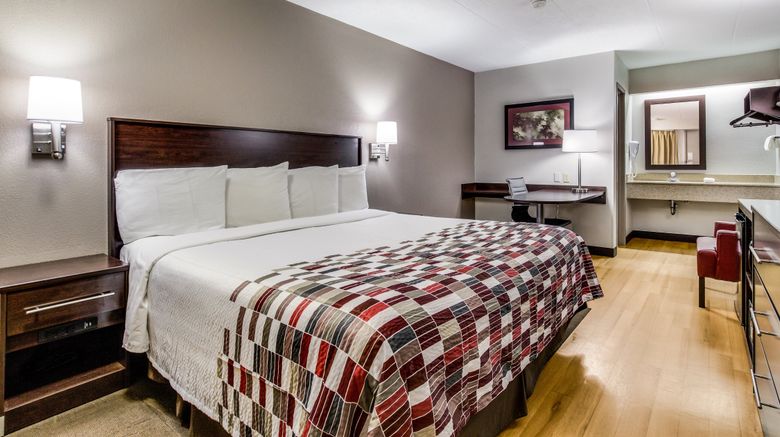 <b>Red Roof Inn Lexington Room</b>. Images powered by <a href="https://www.leonardoworldwide.com/" title="Leonardo Worldwide" target="_blank">Leonardo</a>.