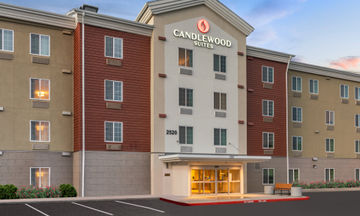 Candlewood Suites Sumner-Puyallup Area
