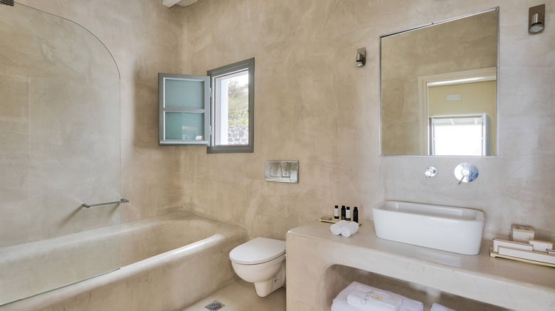 <b>Carpe Diem Santorini Suite</b>. Images powered by <a href="https://www.leonardoworldwide.com/" title="Leonardo Worldwide" target="_blank">Leonardo</a>.