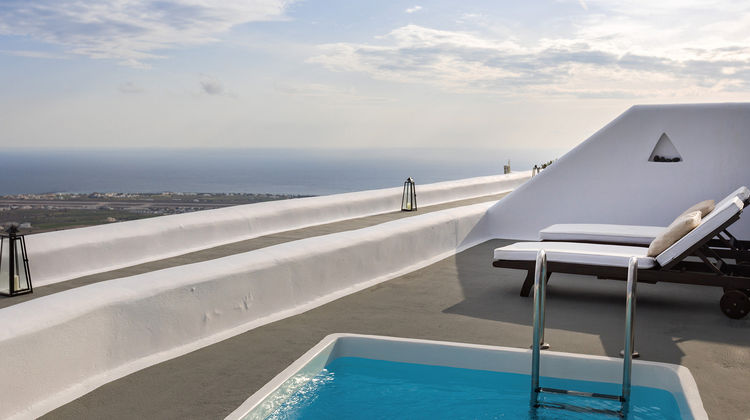 Carpe Diem Santorini Suite