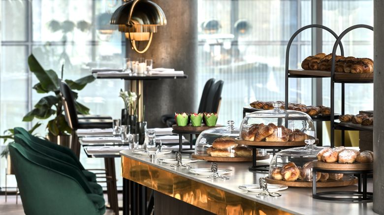 <b>Crowne Plaza Warsaw - The HUB Restaurant</b>. Images powered by <a href="https://www.leonardoworldwide.com/" title="Leonardo Worldwide" target="_blank">Leonardo</a>.