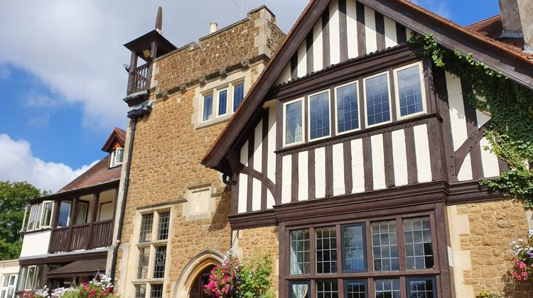Farnham House Hotel Exterior
