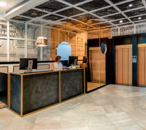 SH Ingles Hotel Lobby