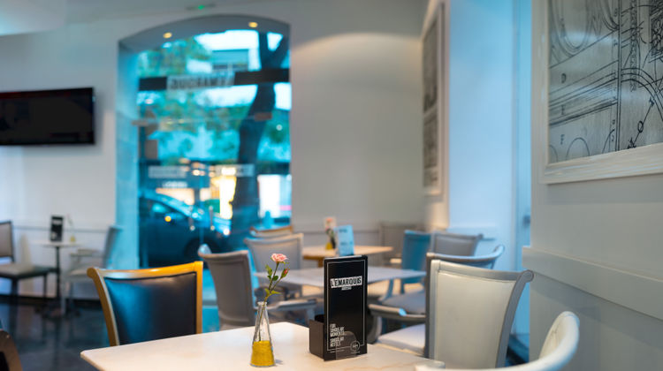 SH Ingles Hotel Restaurant