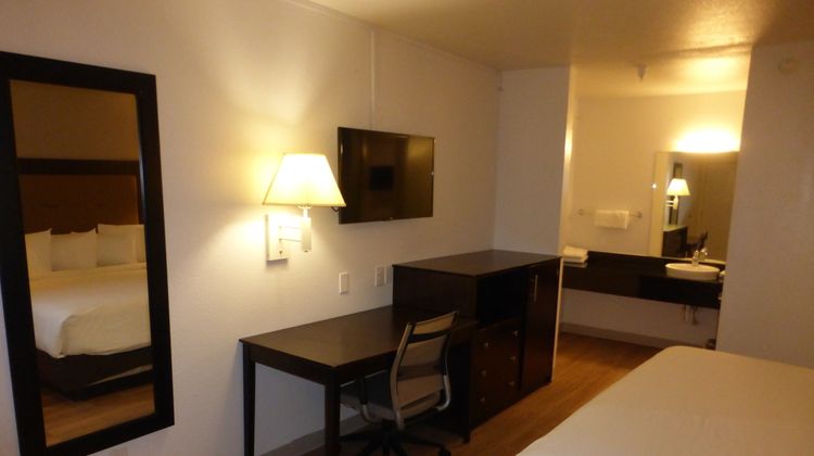 Red Roof Inn Houston-Jersey Village Room