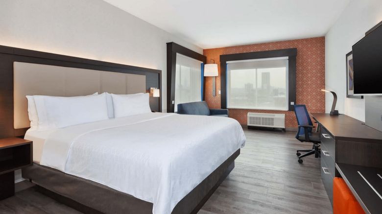 <b>Holiday Inn Express/Stes Holland Tunnel Suite</b>. Images powered by <a href="https://www.leonardoworldwide.com/" title="Leonardo Worldwide" target="_blank">Leonardo</a>.