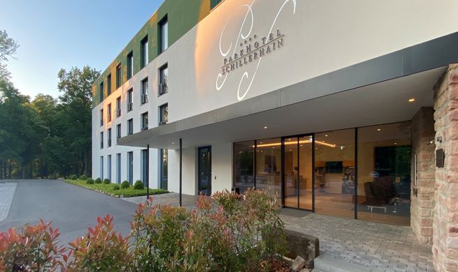 Parkhotel Schillerhain Exterior
