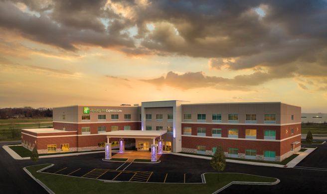 Holiday Inn Express & Suites Lockport Exterior