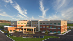 Holiday Inn Express & Suites Lockport