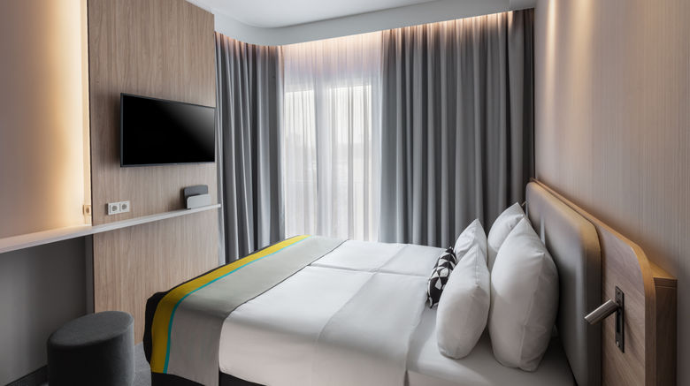 <b>Holiday Inn Express Hauptbahnhof Room</b>. Images powered by <a href="https://www.leonardoworldwide.com/" title="Leonardo Worldwide" target="_blank">Leonardo</a>.