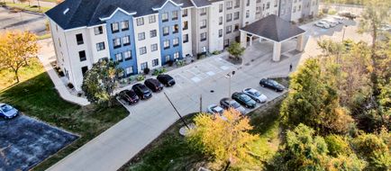 Staybridge Suites Cedar Rapids North Exterior