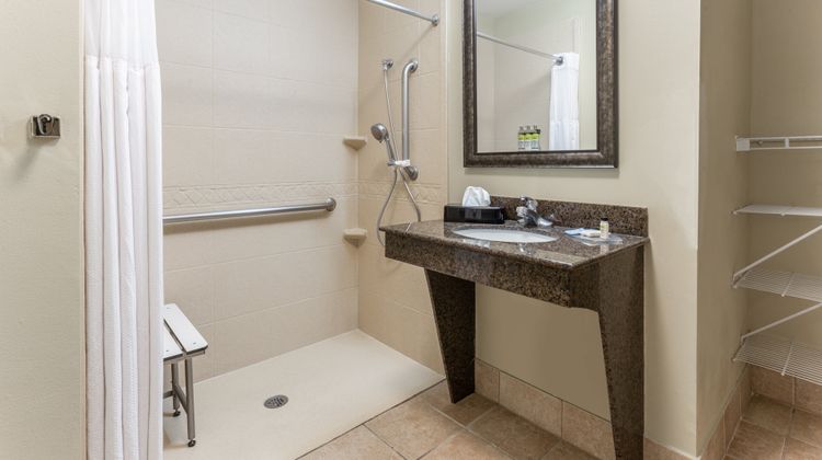 Staybridge Suites Davenport Room