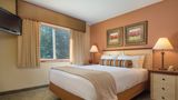 Whispering Woods Resort Suite