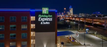 Holiday Inn Express & Stes Memorial City Exterior