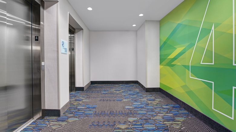 <b>Holiday Inn Express & Stes Memorial City Lobby</b>. Images powered by <a href="https://www.leonardoworldwide.com/" title="Leonardo Worldwide" target="_blank">Leonardo</a>.