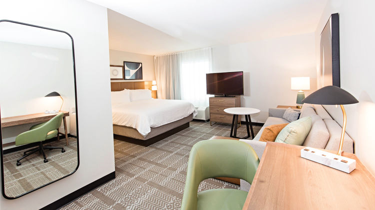 Staybridge Suites Denver North-Thornton Suite