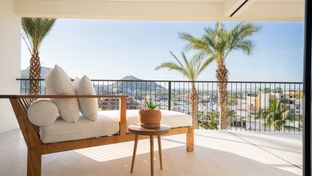1 Hotel & Homes Cabo
