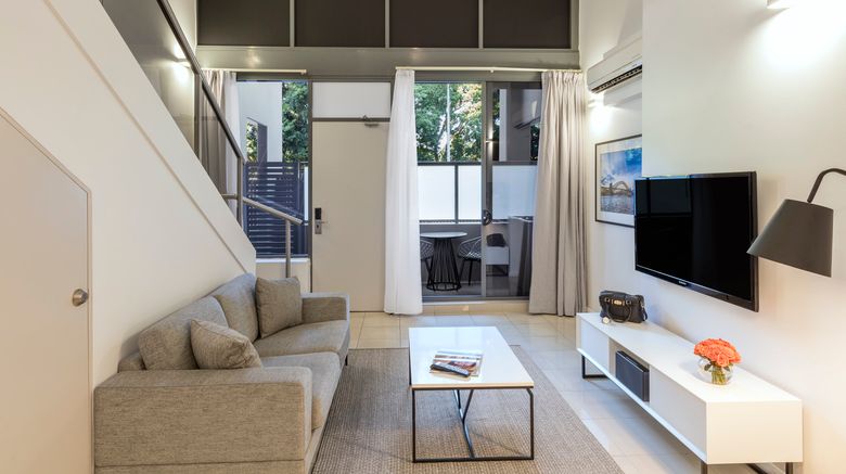 <b>Meriton Suites Waterloo Room</b>. Images powered by <a href="https://www.leonardoworldwide.com/" title="Leonardo Worldwide" target="_blank">Leonardo</a>.