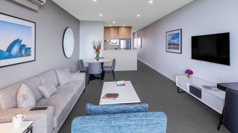 <b>Meriton Suites Waterloo Room</b>. Images powered by <a href="https://www.leonardoworldwide.com/" title="Leonardo Worldwide" target="_blank">Leonardo</a>.
