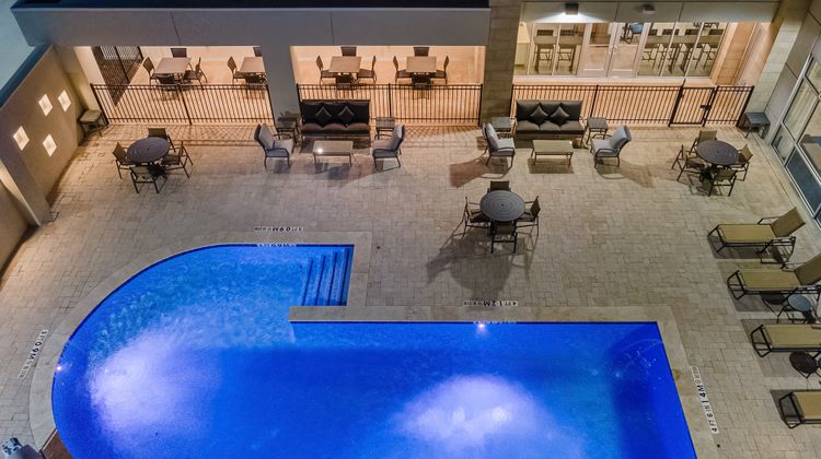 Holiday Inn Express & Stes Memorial City Pool