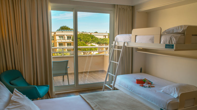 <b>Hotel Quinta da Marinha Resort Room</b>. Images powered by <a href="https://www.leonardoworldwide.com/" title="Leonardo Worldwide" target="_blank">Leonardo</a>.